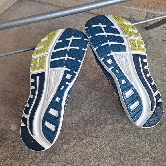 Altra Provision 4.0 Men's Size 14 Running Shoes Blue Yellow Foot Shape