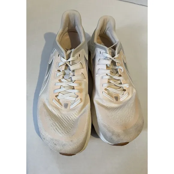 Altra Provision 6 Road Running Shoes Mens Size 9 EUR 42.5 Sand White Sneakers