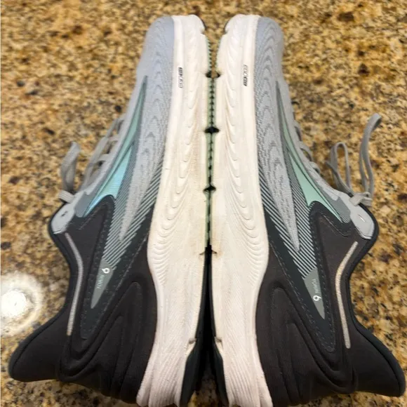ALTRA Torin 6 Trail Road Running Shoes Women’s Sz 11 Gray Teal EUC No Insoles