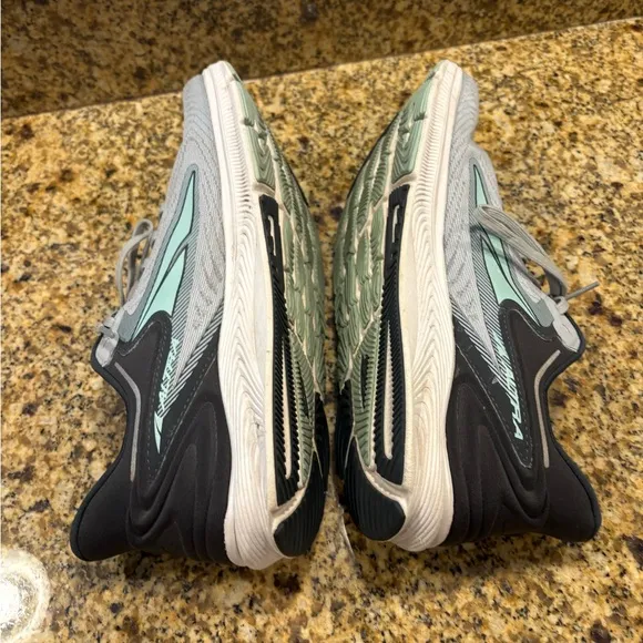 ALTRA Torin 6 Trail Road Running Shoes Women’s Sz 11 Gray Teal EUC No Insoles