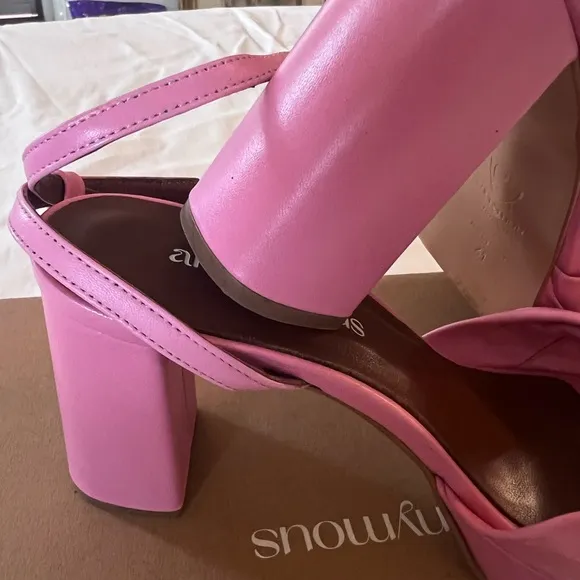 Anonymous Copenhagen new in box Candy Pink heeled leather shoes