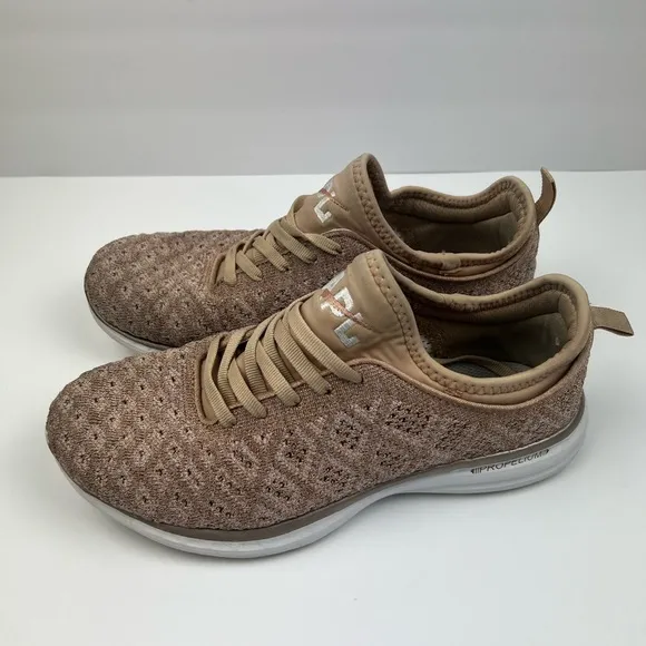 APL Athletic Propulsion Labs WomenRunning Shoes Rose Gold Techloom Phantom 7.5