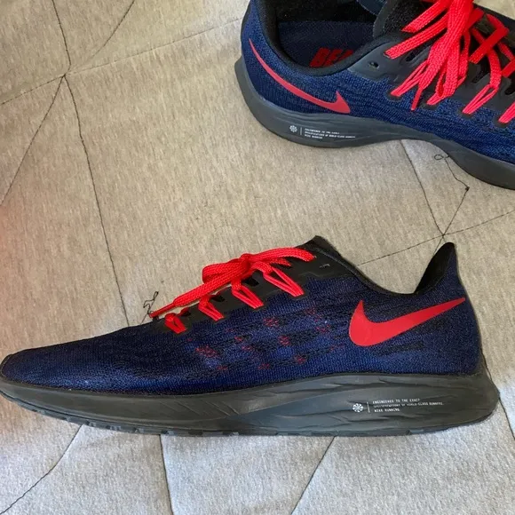 Arizona Wildcats Nike Air Zoom Pegasus 36