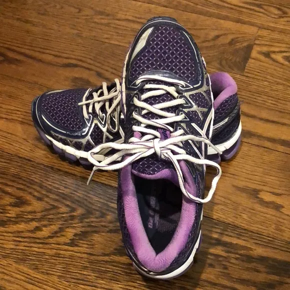 ASIC GEL KAYANO 20 Women’s Purple Running Cross Training Shoes Sz 8