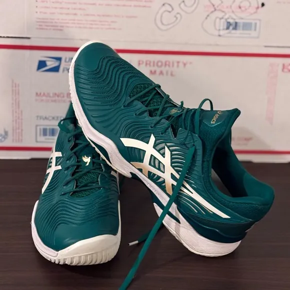 ASICS Court FF Novak Djokovic LE Green/White 1041a089 Rare Tennis Shoes sz 13