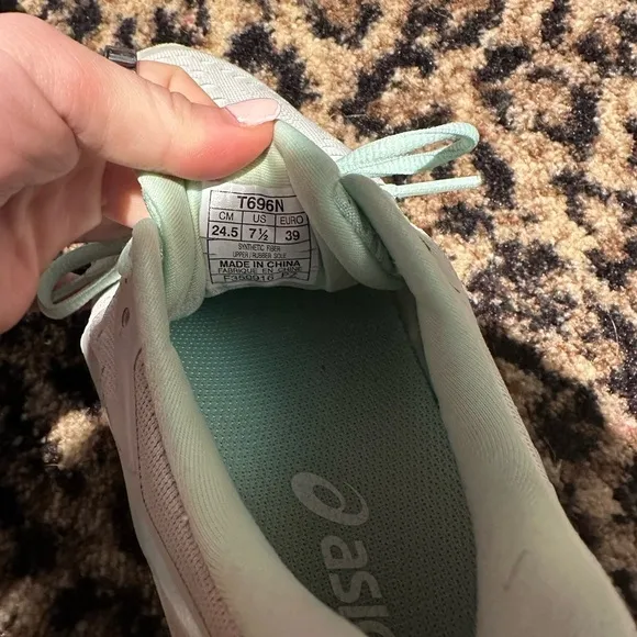 ASICS Gel-Kayano Tennis Shoes Mint Green Womens 7.5