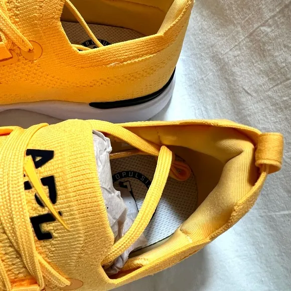 Athletic Propulsion Labs APL Trchloom Breeze Yellow Men's Sneakers 9