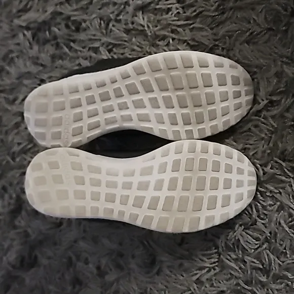 👟Big Kids Aize 5.5 Tennis Shoes👟