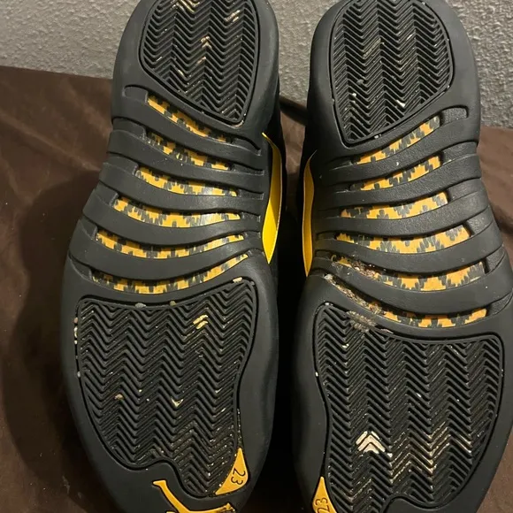 Black and Yellow Jordan 12 Athletic Shoes Retro 12 Black Taxi
