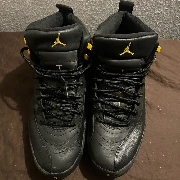 Black and Yellow Jordan 12 Athletic Shoes Retro 12 Black Taxi
