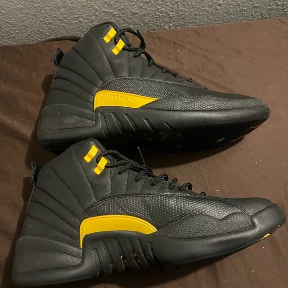 Black and Yellow Jordan 12 Athletic Shoes Retro 12 Black Taxi