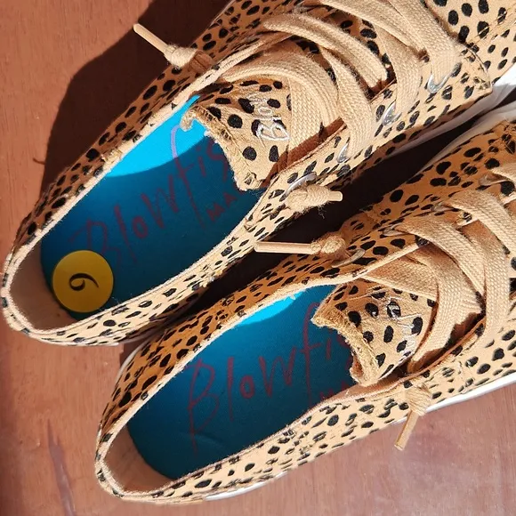 Blowfish Malibu Maxine Cheetah Leopard Print Slip-on Sneakers Tennis Shoes 9