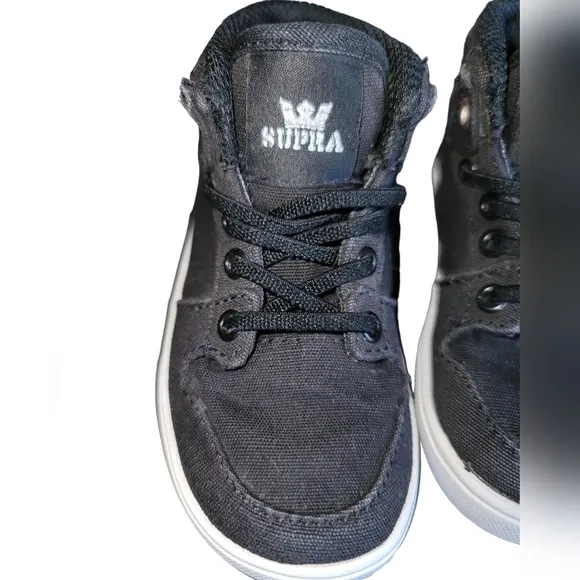 BOYS Supra Hightop Sneakers