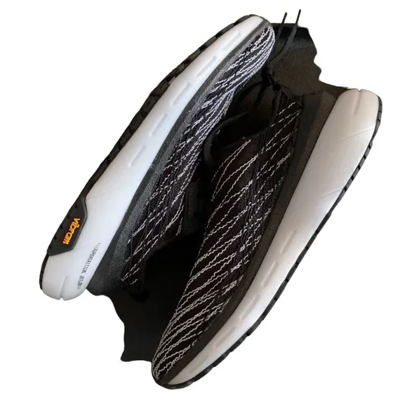 BRANDBLACK Tarantula Low Top Sneakers Black/White Women’s Size 6.5