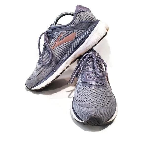 Brooks Adrenaline GTS 20 Running Sneakers Size 10 WIDE Style 1202961D073