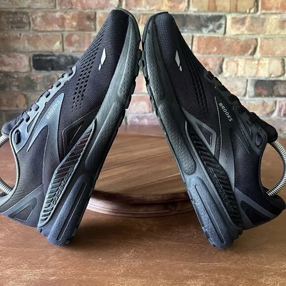 Brooks Adrenaline GTS 23 Women's 10.5 Men's 9 Black Road Running Shoes Sneakers