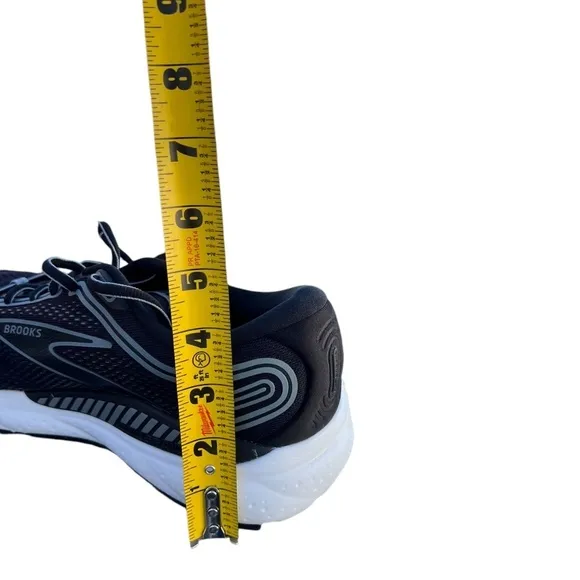 Brooks Ariel GTS 23 Women's Tennis Shoes, Size 9