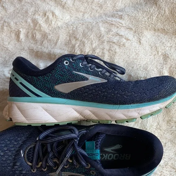 Brooks Ghost 11 Road-Running Shoes Blue Size 7.5