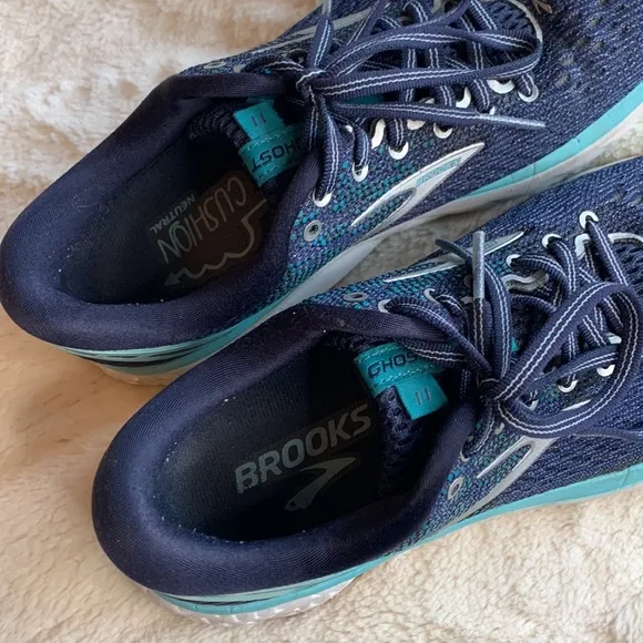 Brooks Ghost 11 Road-Running Shoes Blue Size 7.5