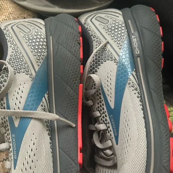 Brooks Ghost 14 Mens Road-Running Shoes