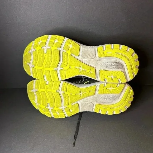 Brooks Ghost 14 Men’s Size 11 Neutral Road Running Shoes Nightlife Black Yellow.