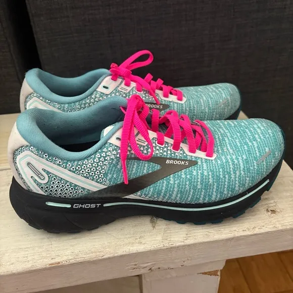 Brooks Ghost 14 Women's Running Shoes Blue Light Teal Gray and Pink Size 8
