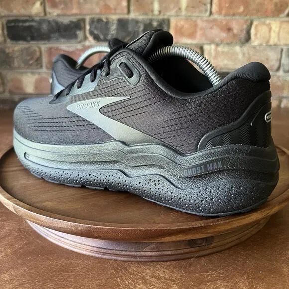 Brooks Ghost MAX Women's 11.5 Men's 10 Triple Black Road Running Sneakers Shoes