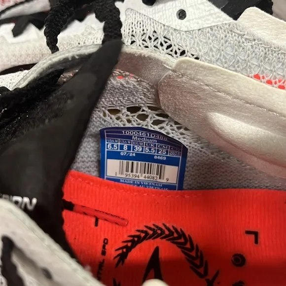 Brooks Hyperion Elite 4