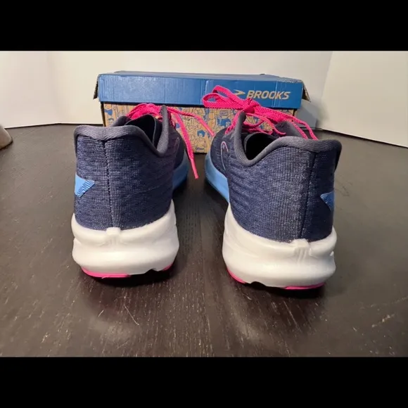 Brooks Hyperion Running Shoes Sneakers Peacoat/Open Air/Lilac Rose Womans 11.5B