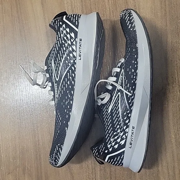 Brooks Levitate 5 Road Running Black Shoes Womens-Size 10