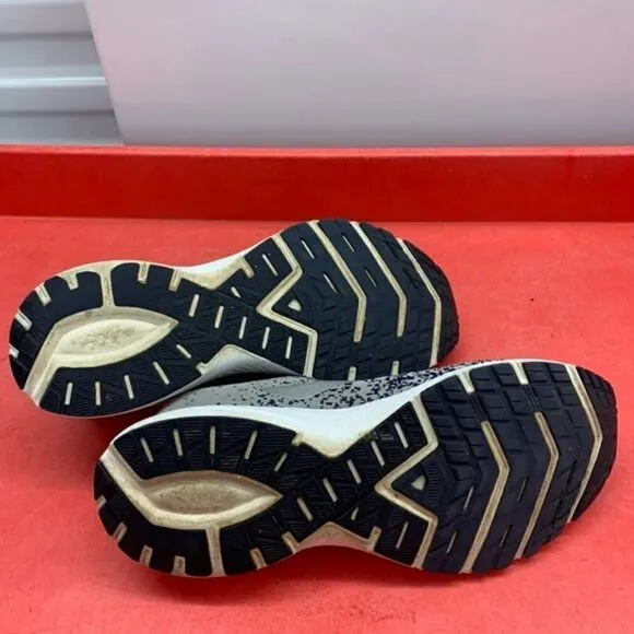 Brooks Tennis Shoes