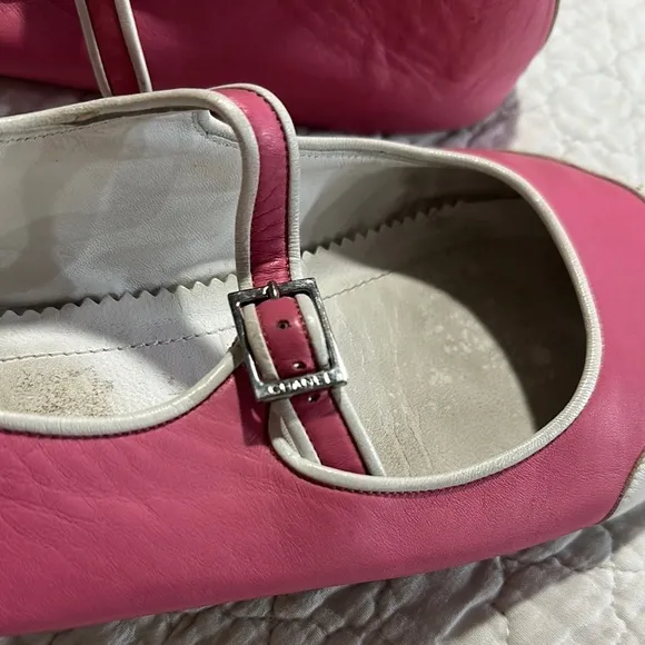Chanel Pink and White Women's Ballet Flat Shoes sz 42
