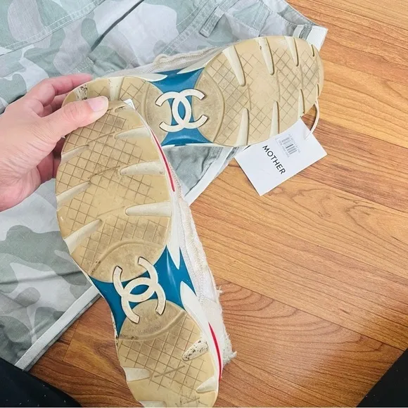 Chanel tennis shoes/ sneakers size 37 twill cream