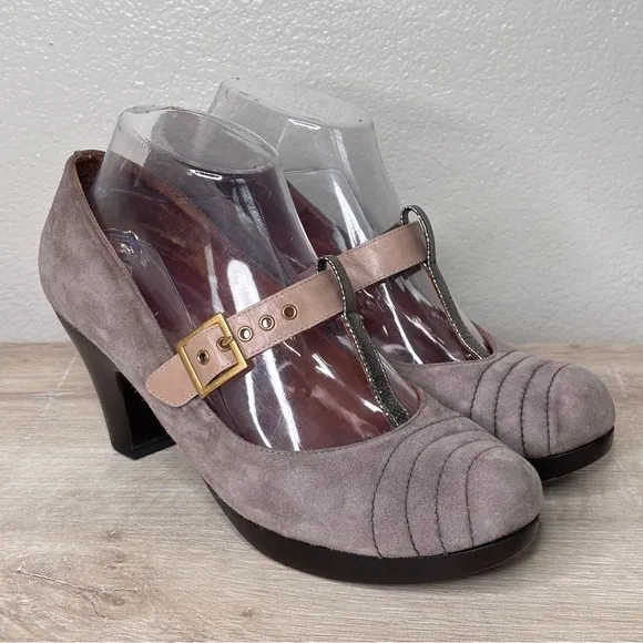 Chie Mihara Konan Gray‎ Suede Pumps Size 38.5, US 8.5