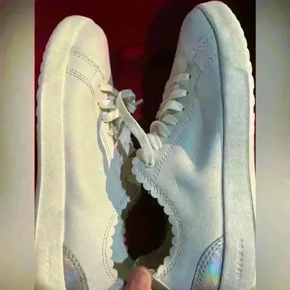 Cole Haan Grand  Modern Tennis Sneaker white silver Leather US Women's 5 B