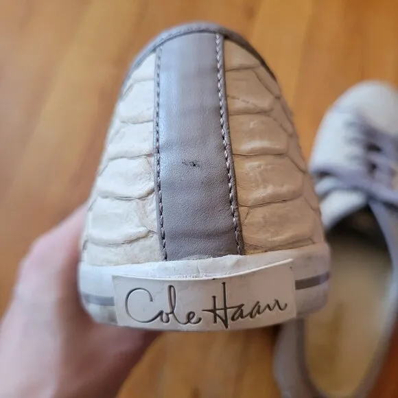 Cole Haan Snake Print Lace Up Sneakers 9B Flats Comfort Shoes