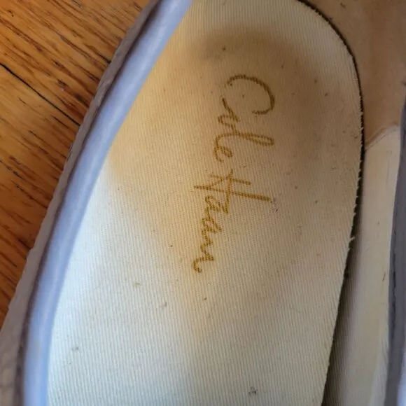 Cole Haan Snake Print Lace Up Sneakers 9B Flats Comfort Shoes