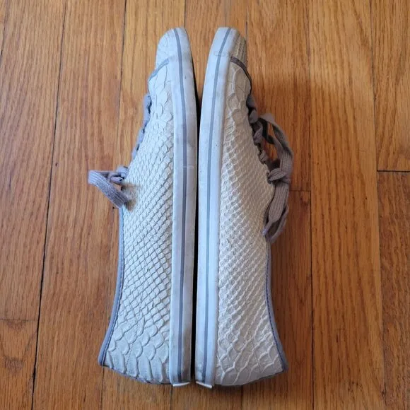 Cole Haan Snake Print Lace Up Sneakers 9B Flats Comfort Shoes