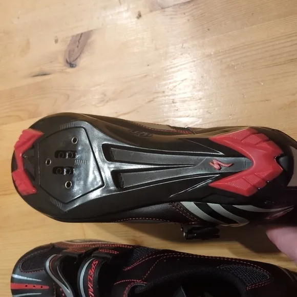 Conquer the Trails with Specialized Comp MTB Cycling Shoes- Enhanced Performance