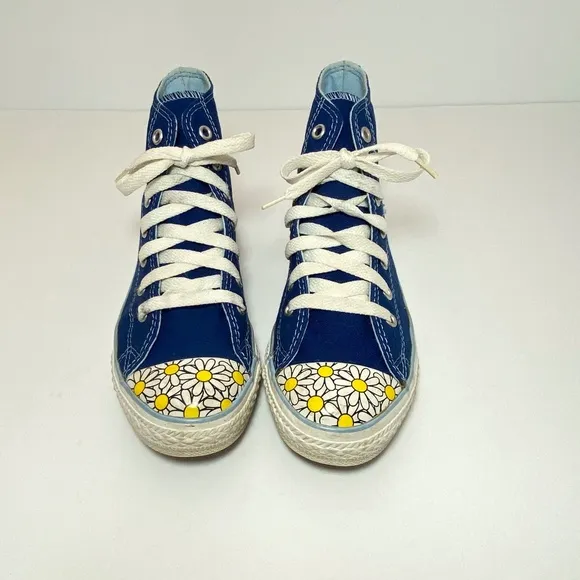 Converse High Top Blue / Daisies Size: M3/W5 Unisex
