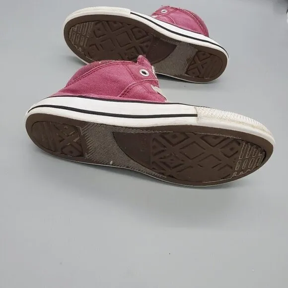Converse High Top Chuck Taylor Burgundy Size 1 Youth Shoes