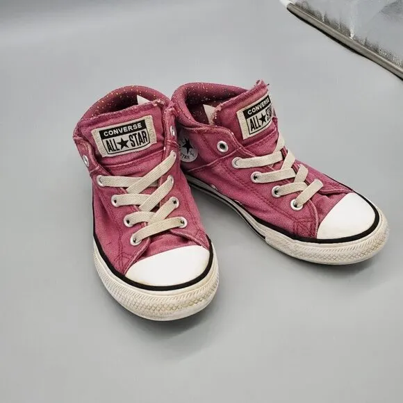 Converse High Top Chuck Taylor Burgundy Size 1 Youth Shoes