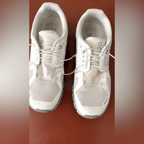 COPY - Cloud 5 on running UNDYED  Swiss Engineering Sneakers