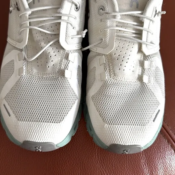 COPY - Cloud 5 on running UNDYED  Swiss Engineering Sneakers