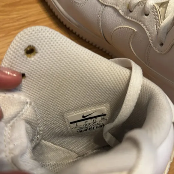 COPY - Nike Hi-AF1 - EUR 41 (Men’s size 8 / Women’s Size 10)