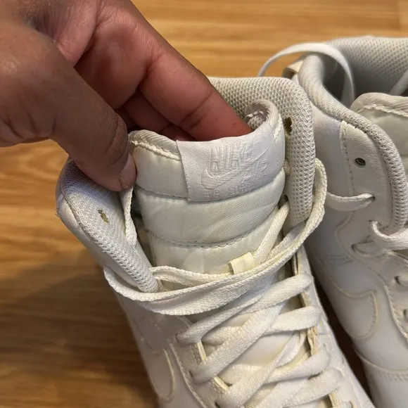 COPY - Nike Hi-AF1 - EUR 41 (Men’s size 8 / Women’s Size 10)