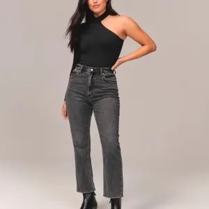 Curve Love Ultra High Rise Ankle Straight Jeans “25 Regular”