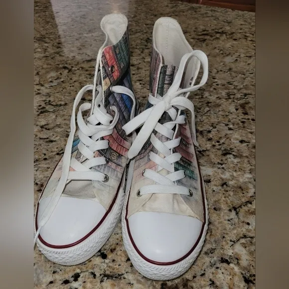 Custom Walking Literature high top sneakers. Size 39