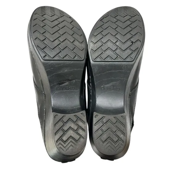 Dansko Black Leather Clogs Mules EU 39 US 8.5 / 9 Professionally Comfort Shoes