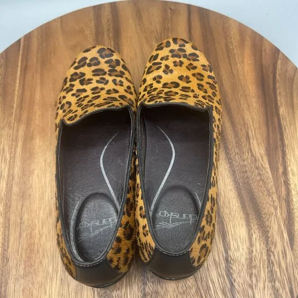 Dansko Olivia Loafers Womens 7.5 / 38 Animal Print Calf Hair Flats Comfort Shoes